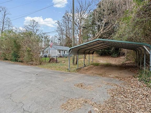 2nd image of 80 Jones St