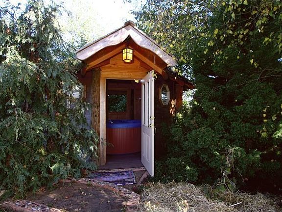 hot tub octagon w/ shower