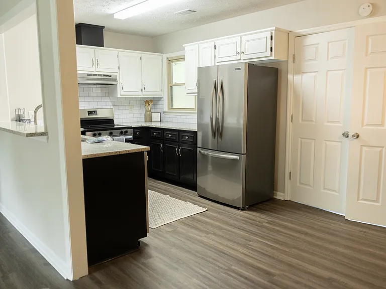 6113 Trestlewood Dr #C — Photo 15