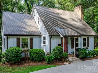 307 Walton Rd, Morganton, NC 28655