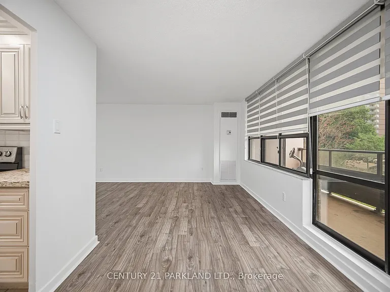 2721 Victoria Park Ave #203 — Photo 8