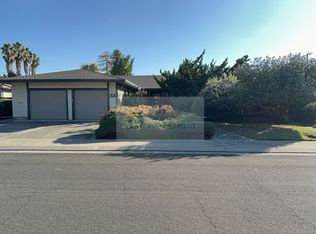 2610 Lakeview Dr, Stockton, CA 95204