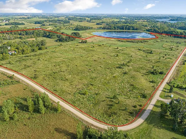 7742 185th St W, Faribault, MN 55021