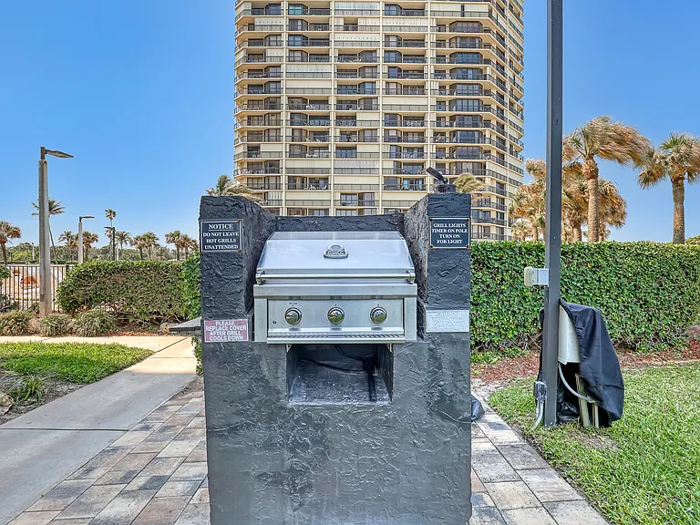 9550 S Ocean Dr #4 — Photo 35