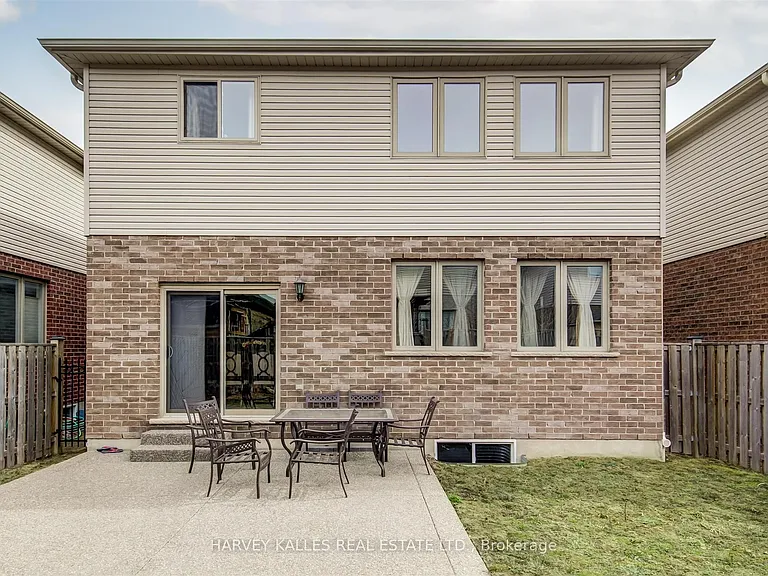 106 Eden Oak Trl — Photo 27