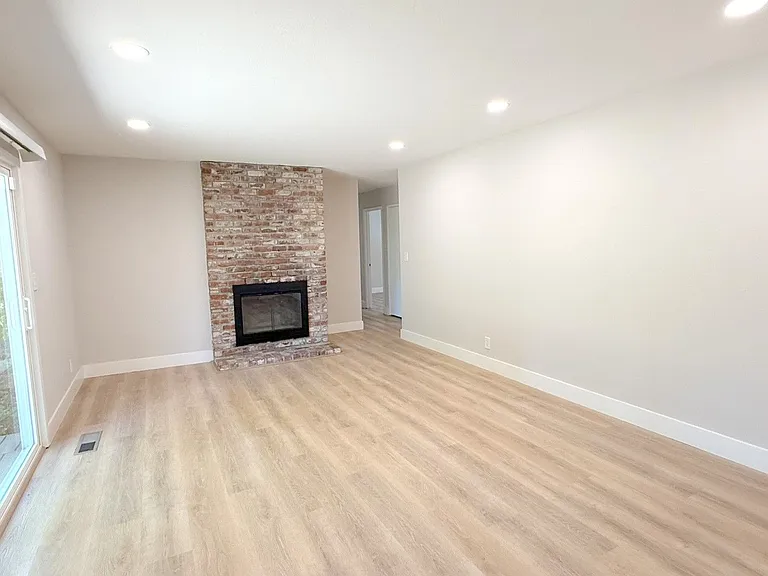 2690 Danville Blvd — Photo 15