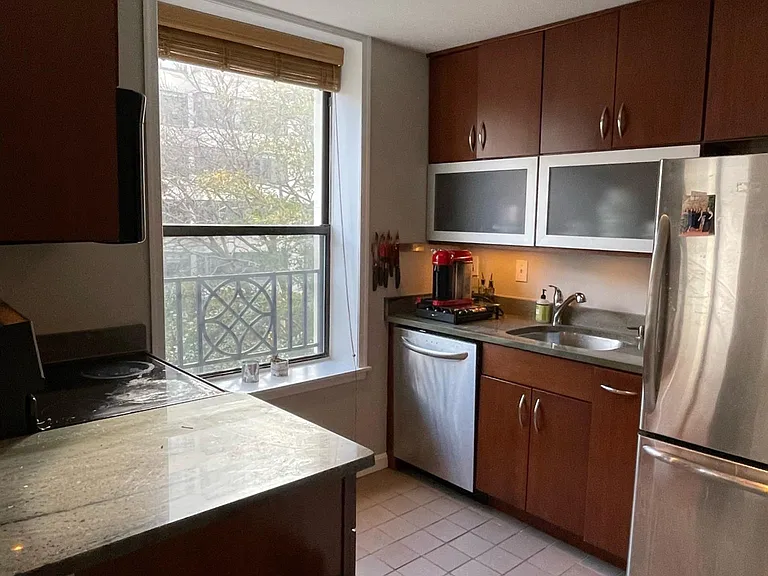 2145 California St NW #201 — Photo 7