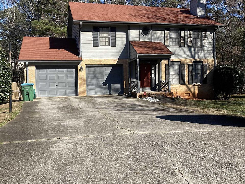 2nd image of 2890 Mountbery Dr
