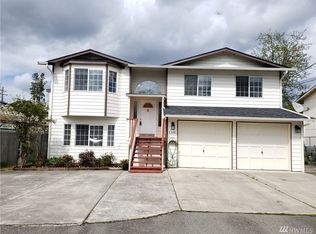 6320 32nd Ave S, Seattle, WA 98118
