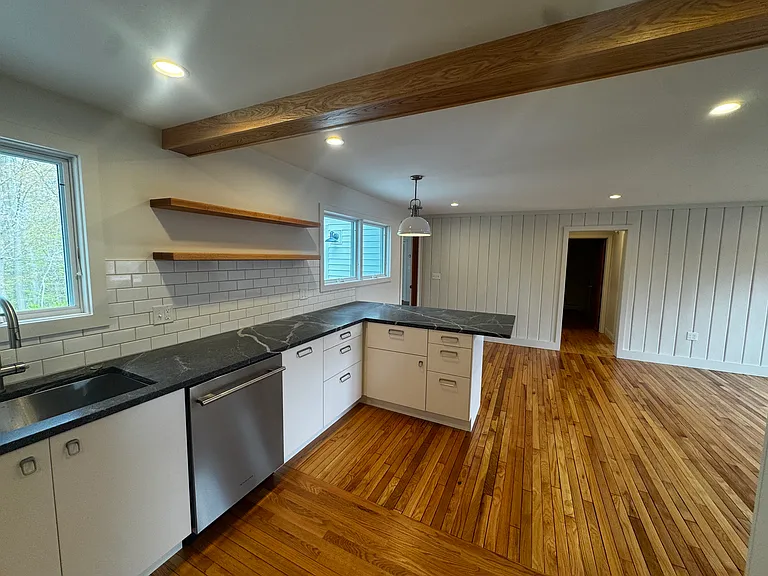 228 Prospect Pkwy — Photo 5