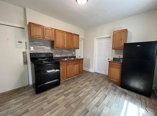 424 N Locust St APT 2, Hagerstown, MD 21740