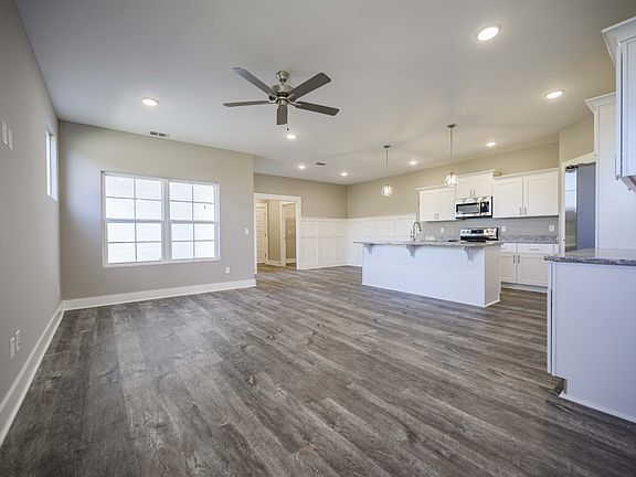 5th image of 2101 Welltown Ln