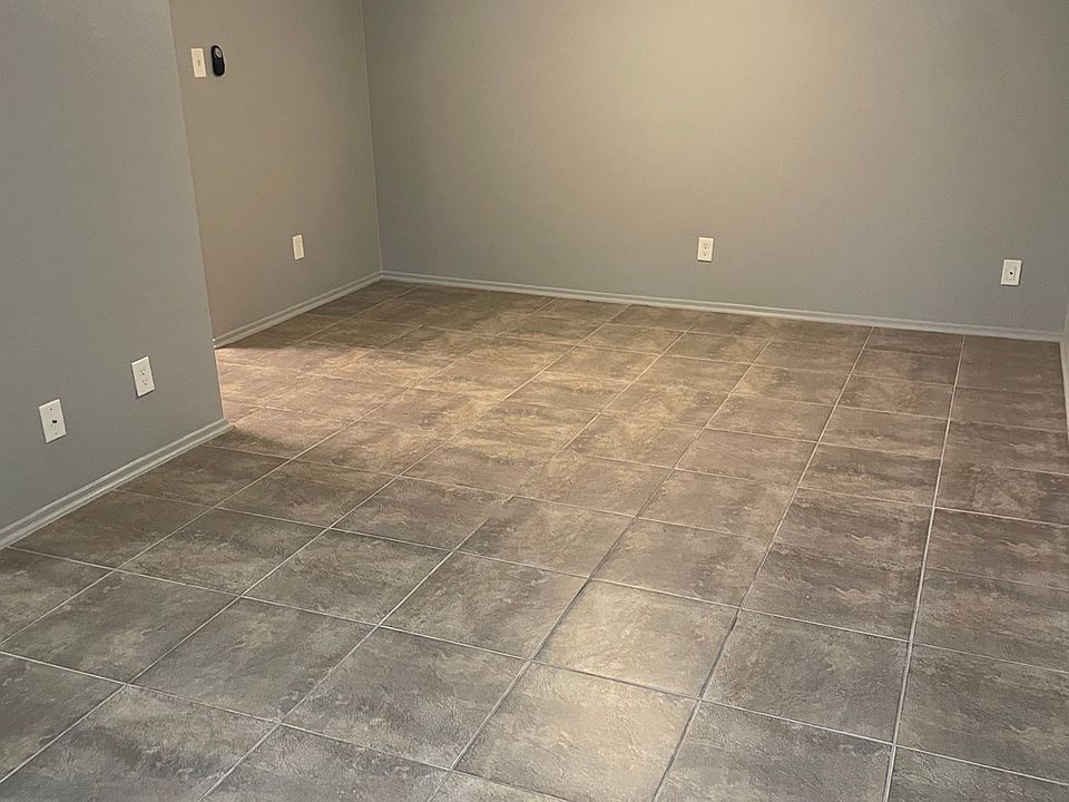 2nd image of 7000 Guadalupe St #203