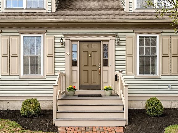 2nd image of 55 Wompatuck Rd