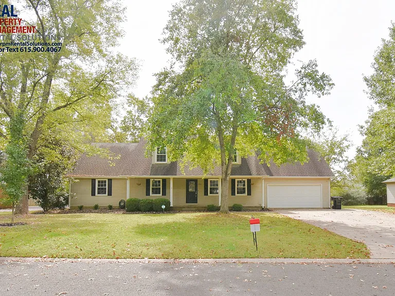 1506 Belle Oaks Dr — Photo 3