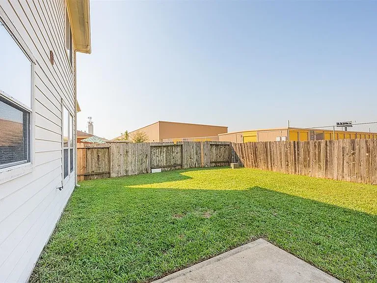 16310 Bandicoot Dr — Photo 24