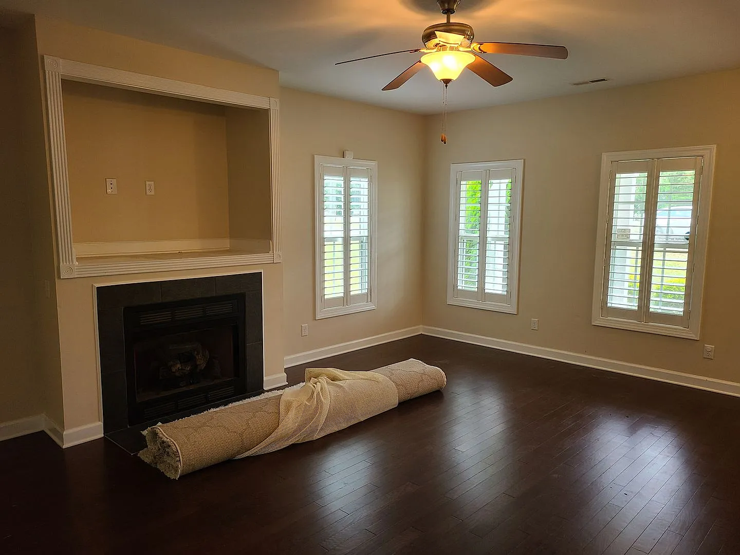 4 Bedroom, 2.5 bath located in Everetts Creek Estates - Sneads Ferry — Photo 4