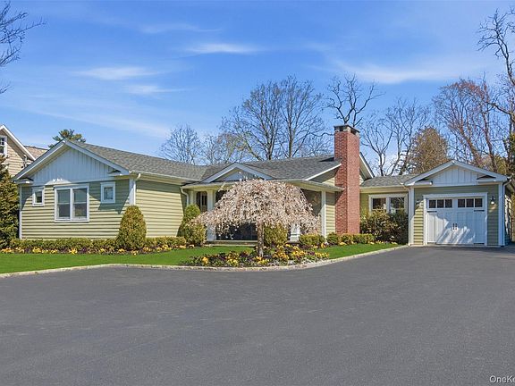 2nd image of 44 Fort Hill Road