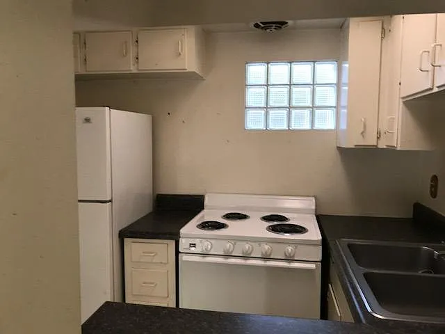 2 bed, 900 sqft, $1,225 — Photo 3