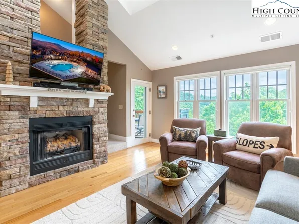 460 Peaceful Haven #932, Boone, NC 28607