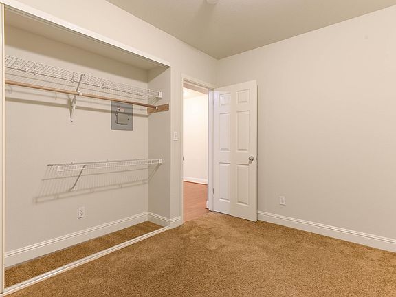 5th image of 1326 Funston Ave #C