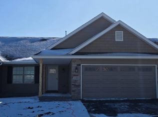 1100 E Birchwood Dr, Beloit, WI 53511