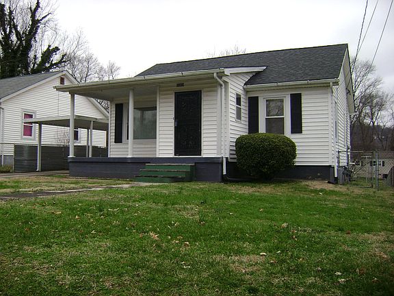 2nd image of 2820 Dodd St SE