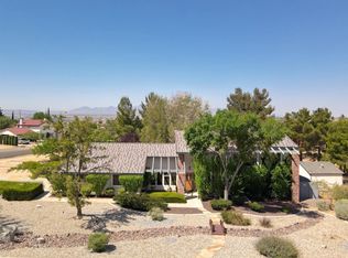 19403 Oneida Rd, Apple Valley, CA 92307