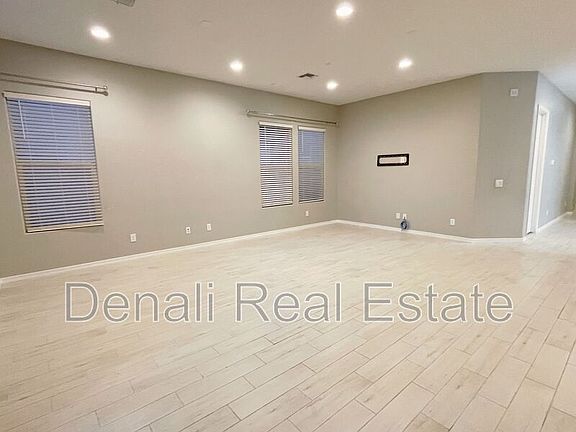 4th image of 13682 N 144th Ln