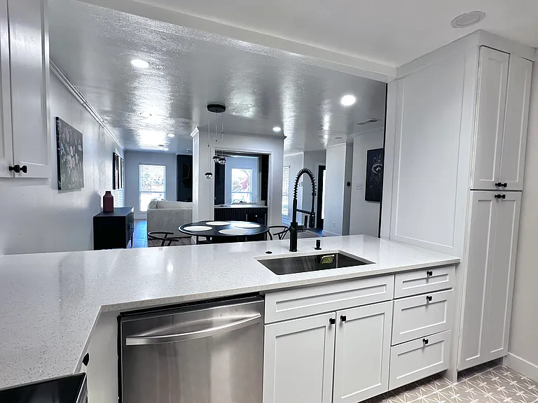 4026 Morman Ln — Photo 8