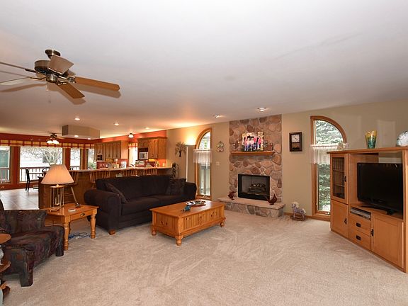 4th image of 4612 Empire Ln