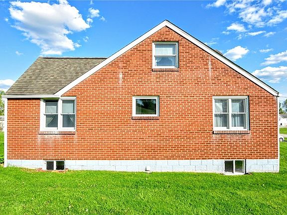 5th image of 801 Mount Pleasant Rd