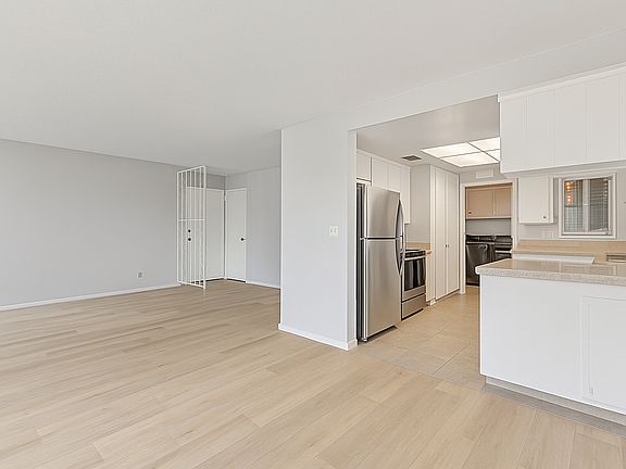 4th image of 625-627 Vasona Ct #625