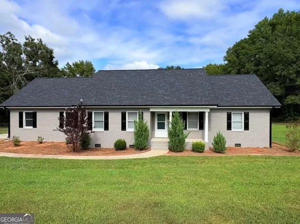 51 Alexander St, Winder, GA 30680