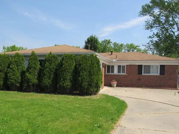 30054 Shiawassee Rd, Farmington Hills, MI 48336