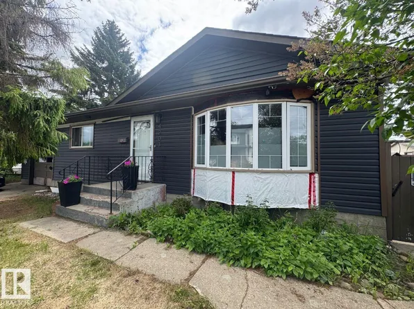 4203 106th Ave NW, Edmonton, AB T6A 1E1