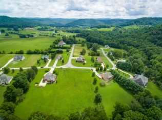 4455 Twin Creeks Dr, Cookeville, TN 38506