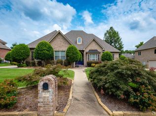 10 Courts Dr, Little Rock, AR 72223