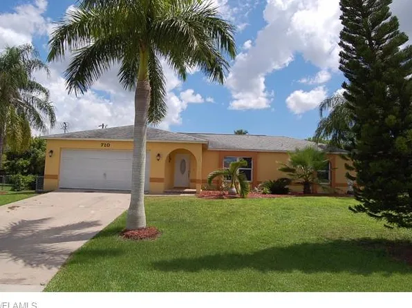 710 SW 31st St, Cape Coral, FL 33914