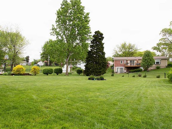 3rd image of 5139 Olde Silver Pl