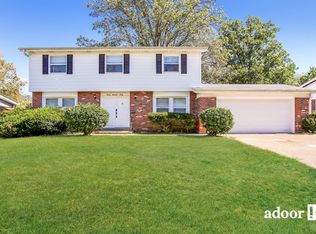 730 Millstone Dr, Florissant, MO 63033