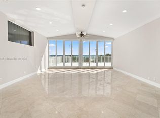 5601 Collins Ave APT M12, Miami Beach, FL 33140