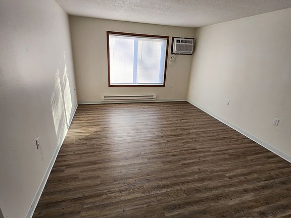 4th image of 725 S 11th St #11320401