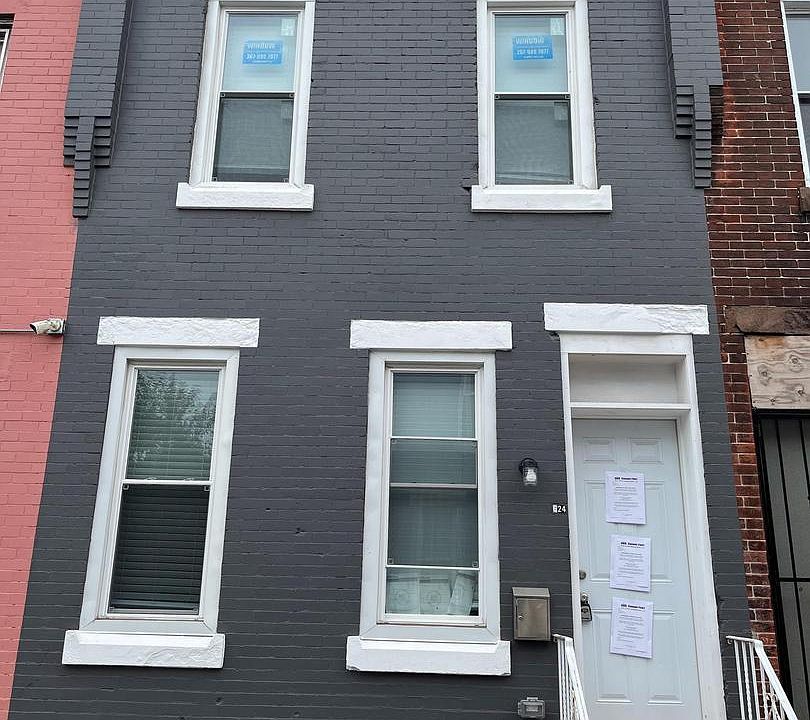 1st image of 624 E Lippincott St