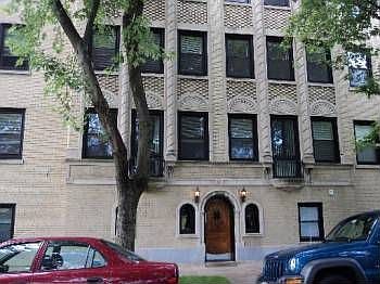 1st image of 2634 W Glenlake Ave #C