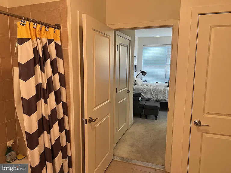 3201 Saint Paul St #415 — Photo 20