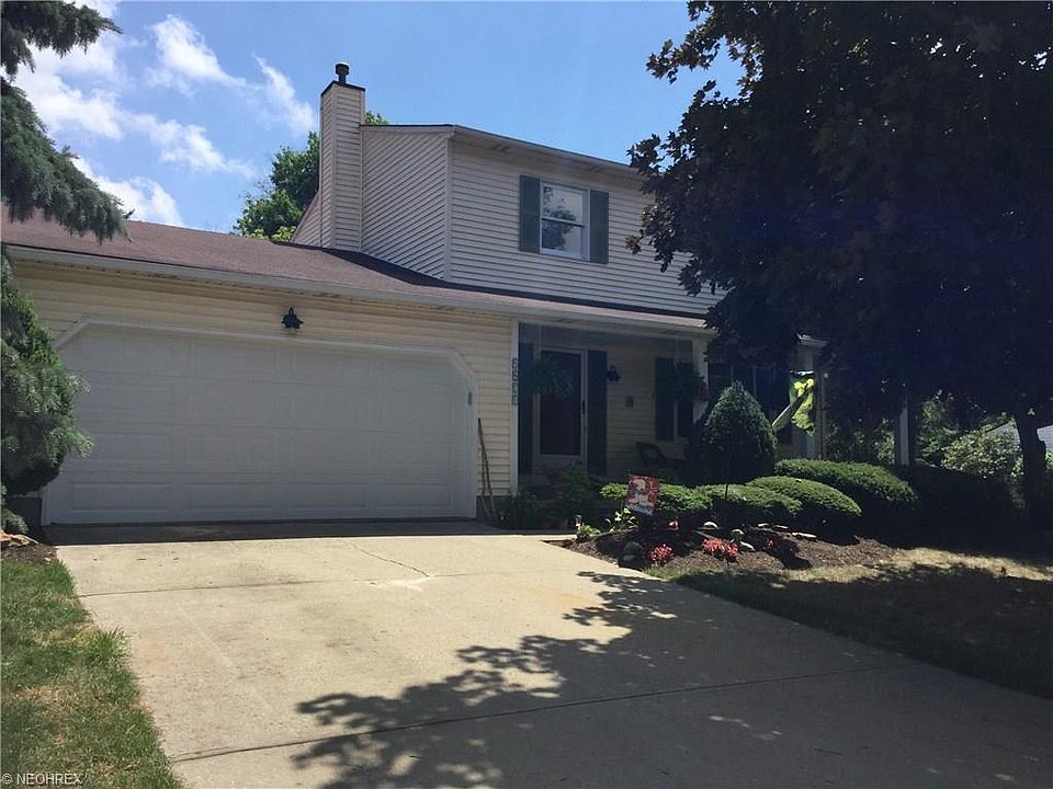 1st image of 2233 Lilac Ln