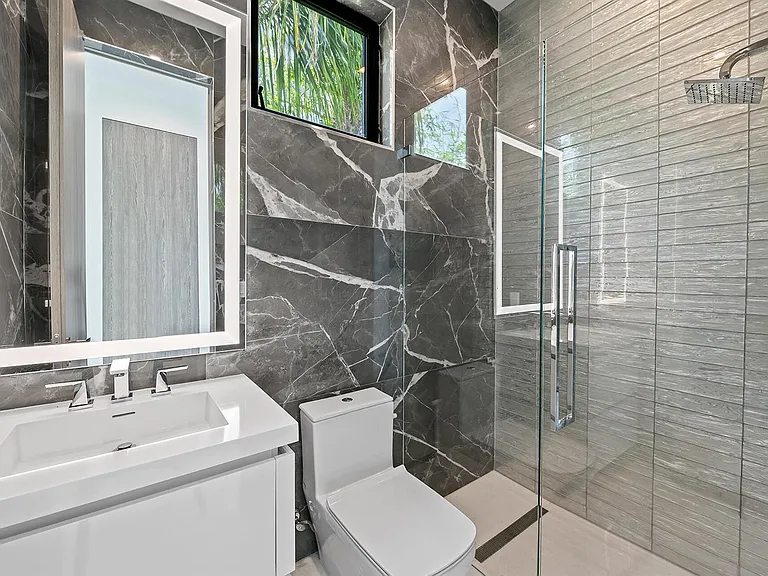 401 Lido Dr — Photo 29