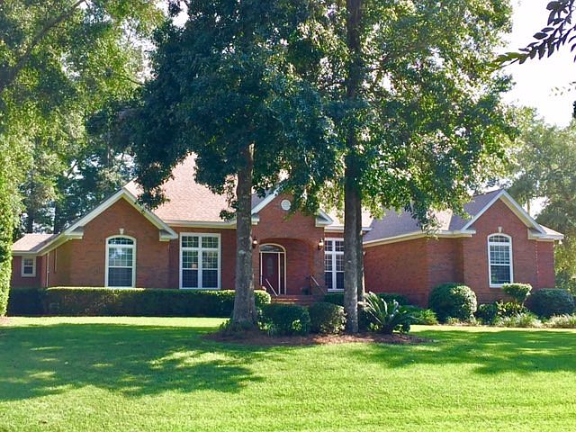 1st image of 8204 Glenmore Dr