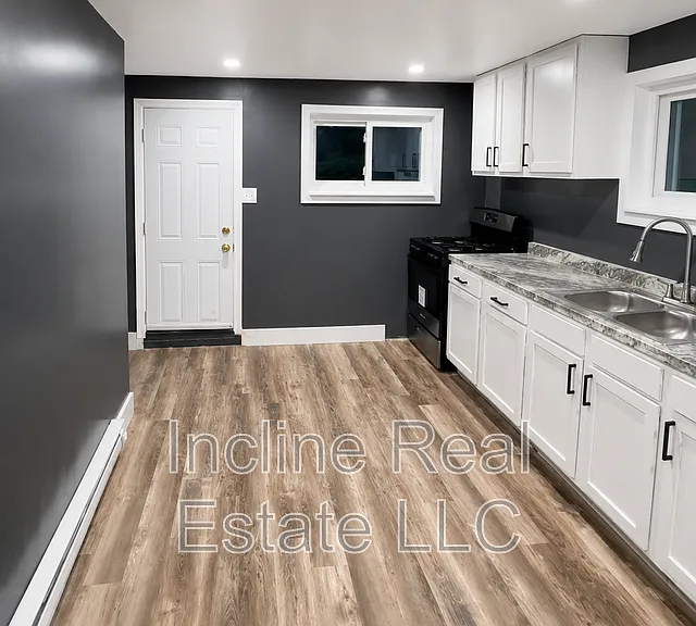 1133 Maryland Ave #4 — Photo 3